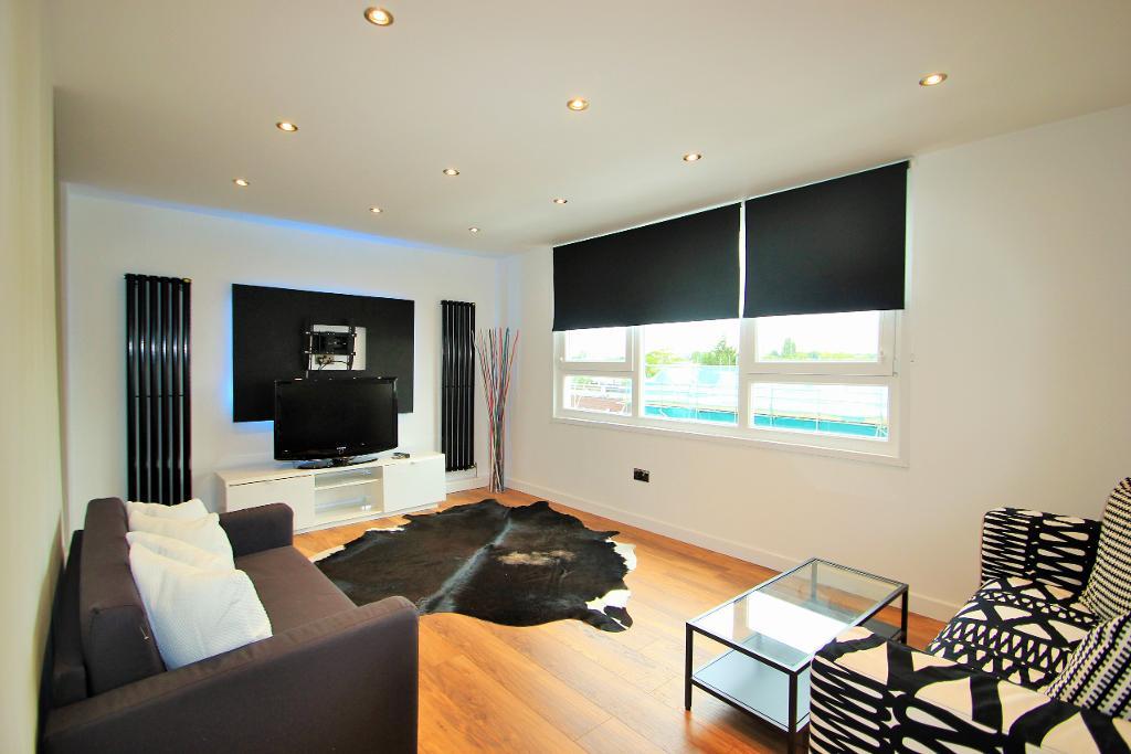 West Green Road, London, N15 5EH